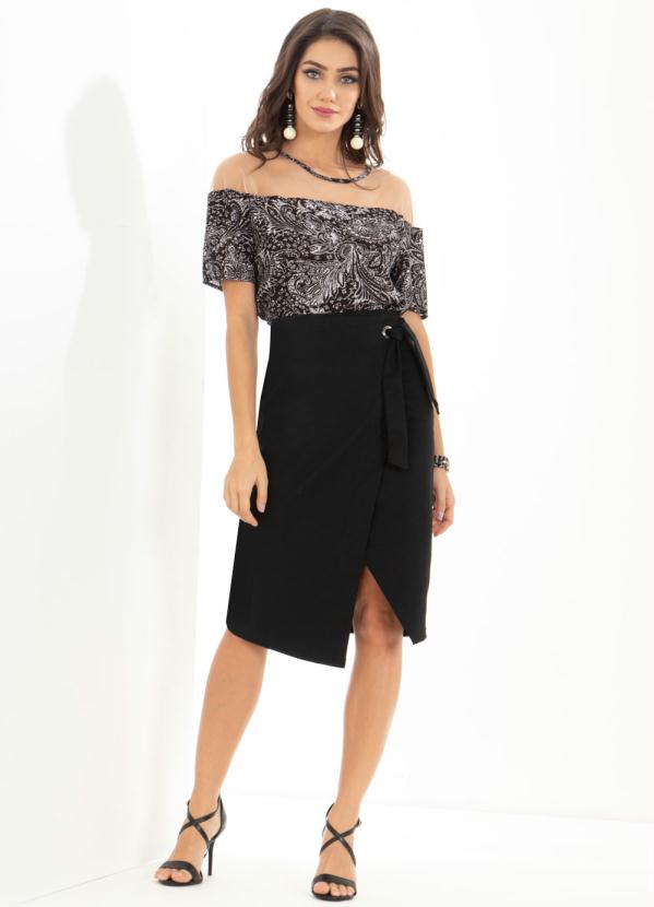 Quintess - Saia Preta Transpassada com Amarração Quintess 5