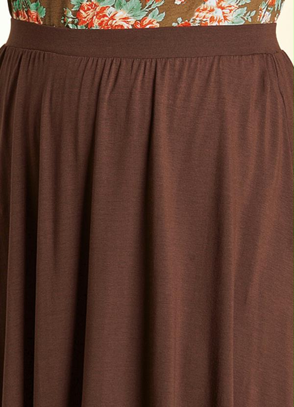 Quintess - Saia Plus Size de Cintura Alta Marrom 4