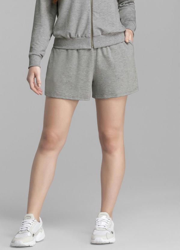 Enfim - Shorts Cinza em Moletinho Feminino