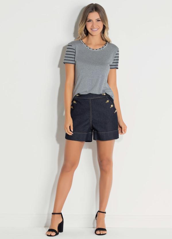 Quintess - Short Jeans com Detalhe de Botões 5