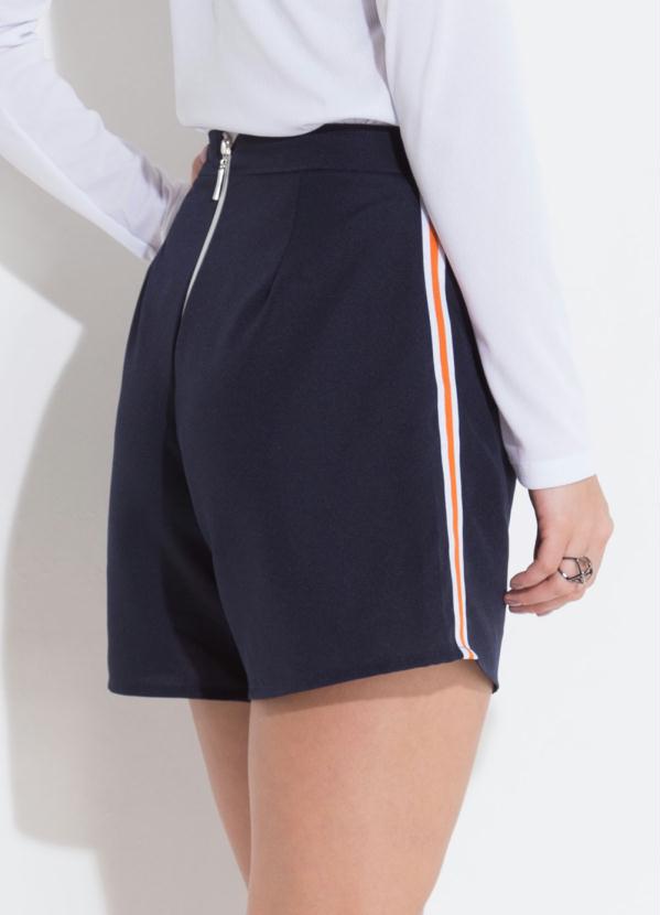 Outlet - Short Marinho com Faixa Lateral Quintess 2