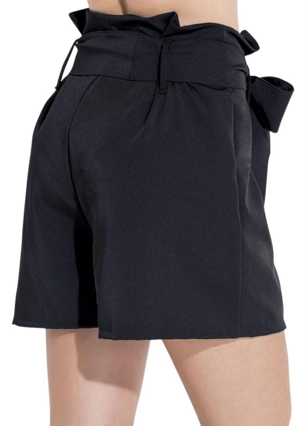 Quintess - Shorts Clochard com Prega e Faixa Preto Quintess 6