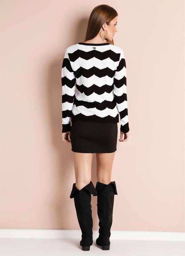 Quintess - Suéter de Tricô Estampa Zig Zag Preto e Branco 4
