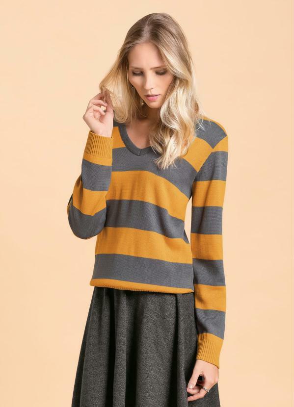 Suéter Listrado Quintess com Decote V Quintess