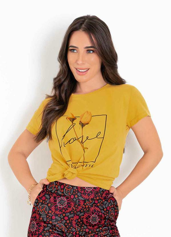 Outlet - T-Shirt Mostarda com Estampa na Frente