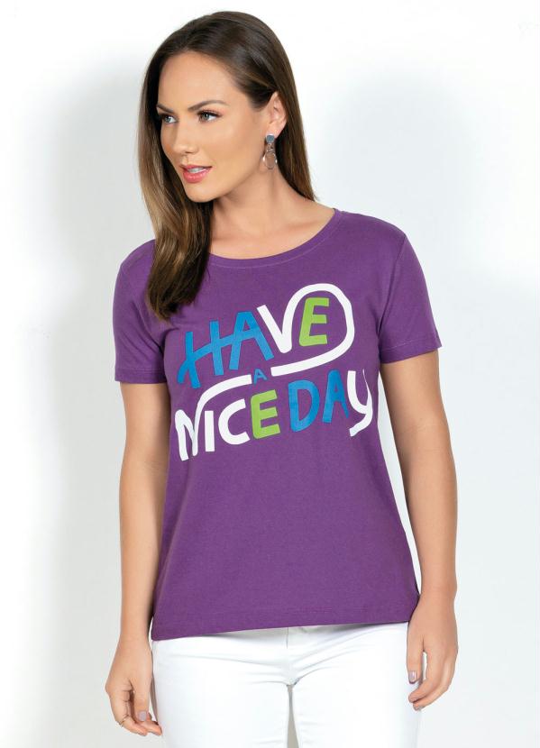 Outlet - T-Shirt Roxa com Estampa Frontal