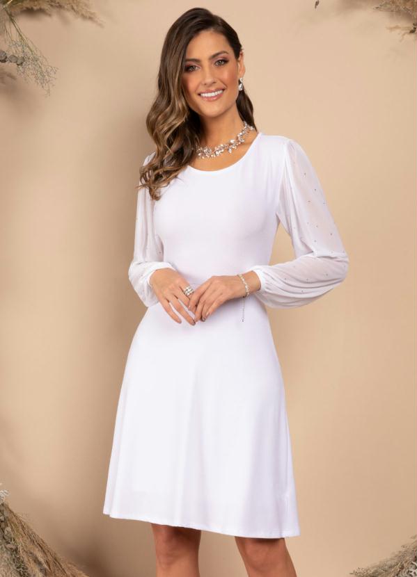 Quintess - Vestido Clássico Branco com Transparência 2