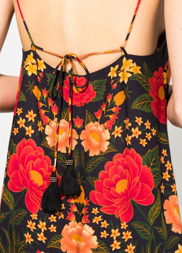 Farm - Vestido Curto Paraíso dos Abacaxis Preto 6