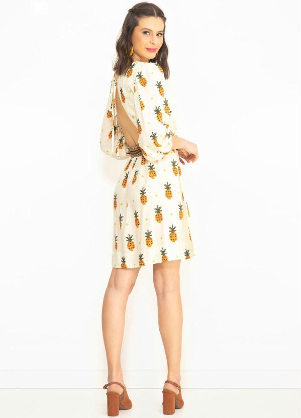 Farm - Vestido Curto Ponto de Abacaxi de Viscose Bege 4