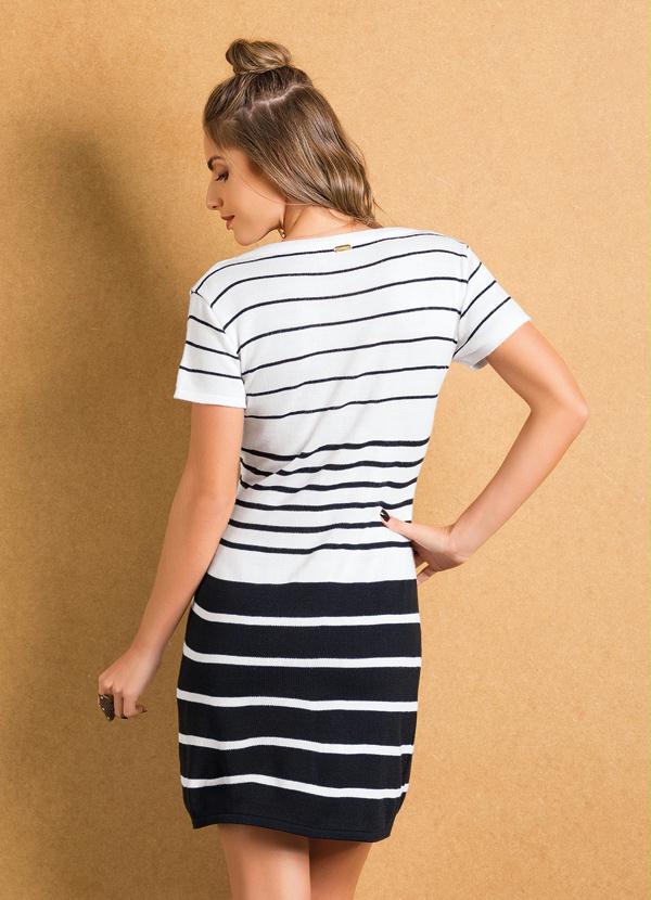 Quintess - Vestido em Tricô Listrado Preto e Branco 2