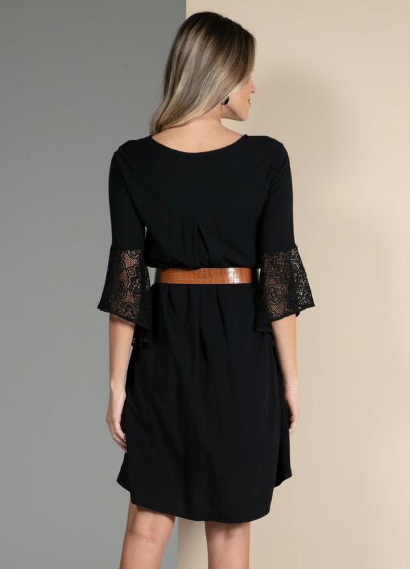 Quintess - Vestido Preto com Mangas em Renda 2