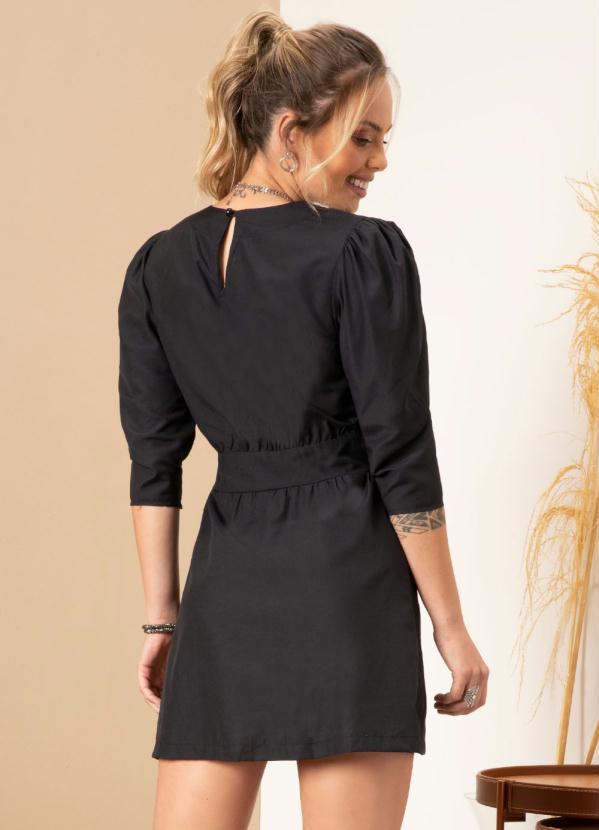 Quintess - Vestido Preto Curto com Mangas Bufantes 2