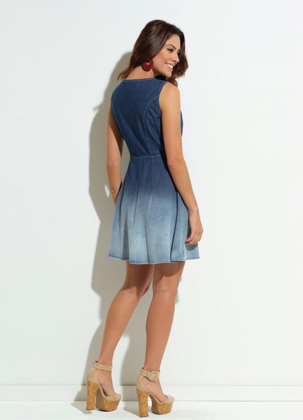 Quintess - Vestido Quintess Jeans Degradê com Botões 4