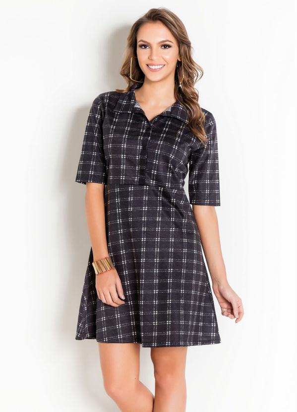 Outlet - Vestido Xadrez Evasê com Botões