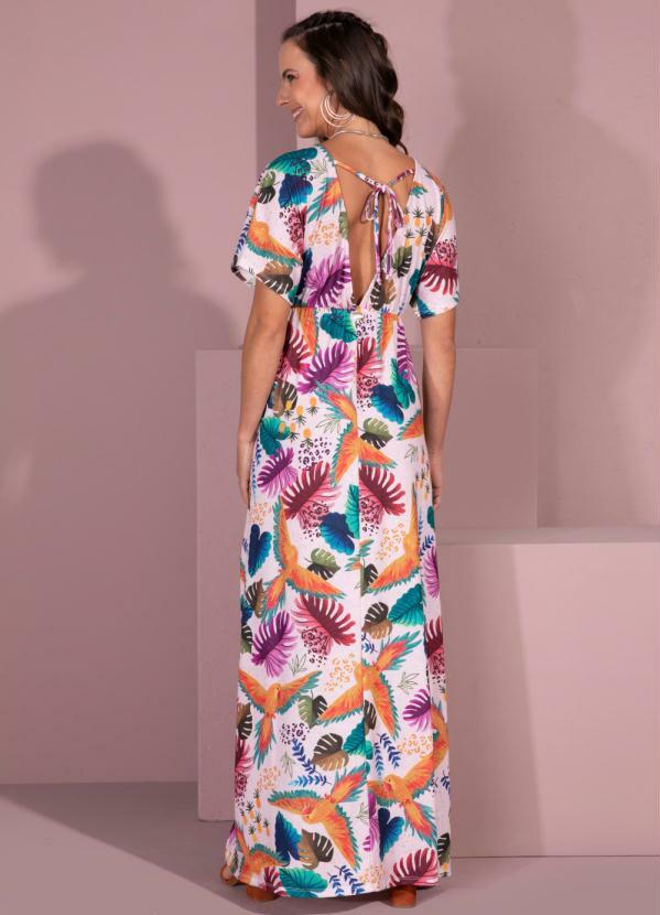 Quintess - Vestido com Decote Profundo Folhagem Tropical 2