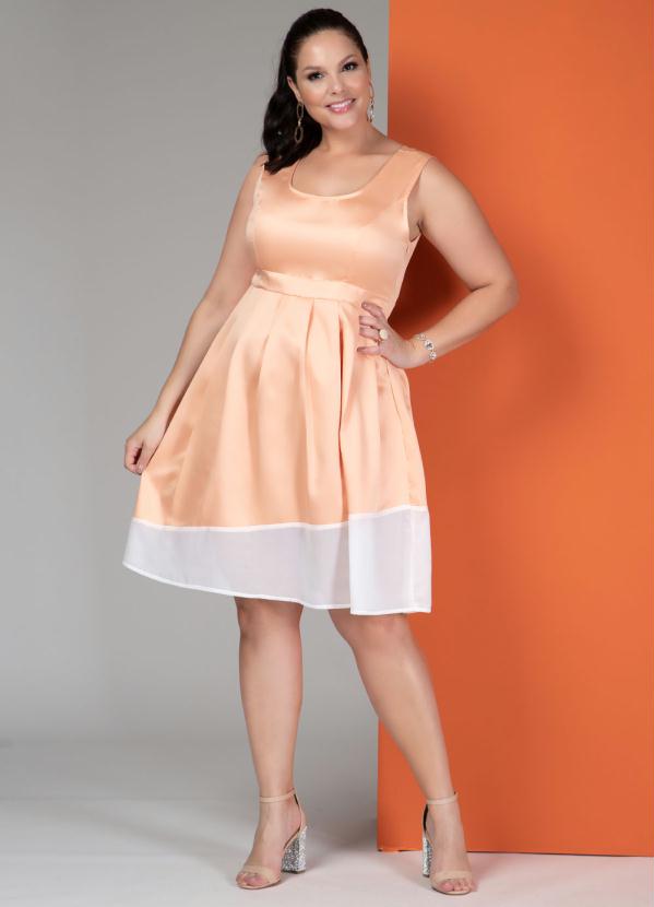 Quintess - Vestido Coral e Off White com Pregas na Cintura 7