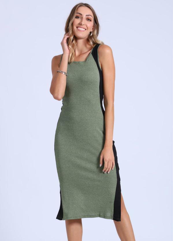 Briard - Vestido em Malha Ribana Verde