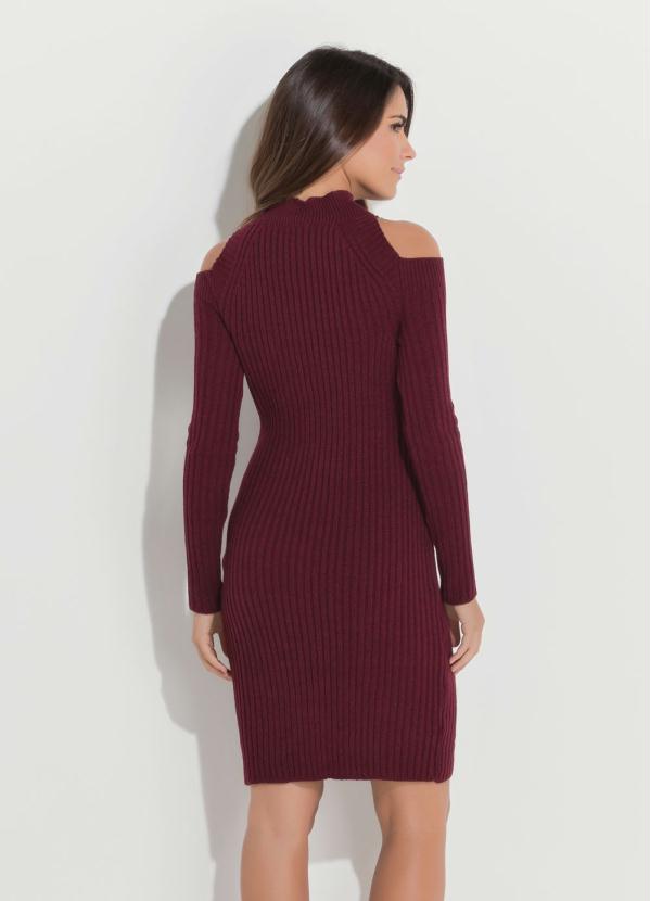 Quintess - Vestido em Tricô Bordô com Ombros Vazados 2