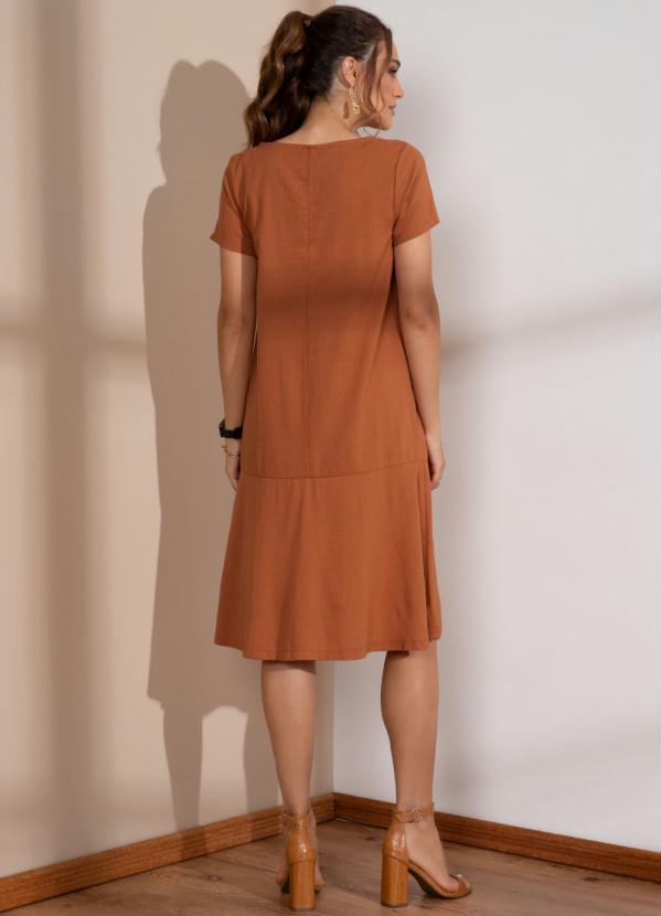 Quintess - Vestido Ferrugem Decote Canoa e Mangas Curtas 4
