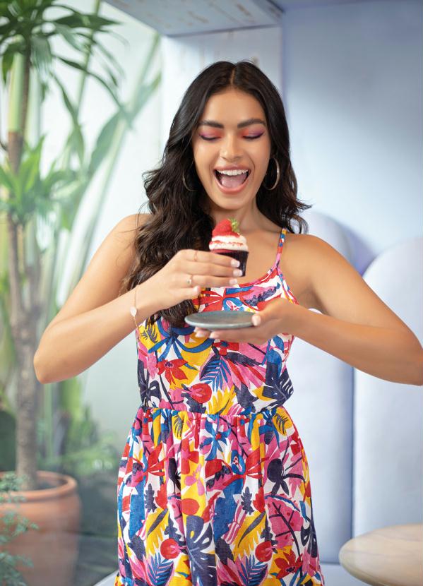 Outlet - Vestido Folhagem Colorido com Babado 5