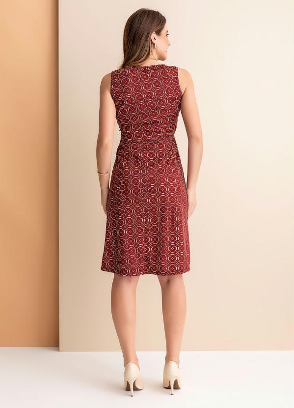 Rosalie - Vestido Geométrico Bordô em Malha 4