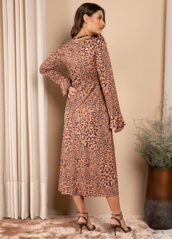 Quintess - Vestido Midi Oncinha com Decote V e Fenda 2