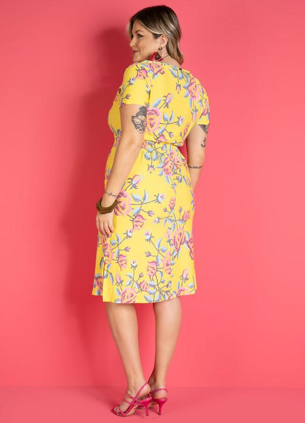 Quintess - Vestido no Joelho com Bolsos Floral Amarelo 9