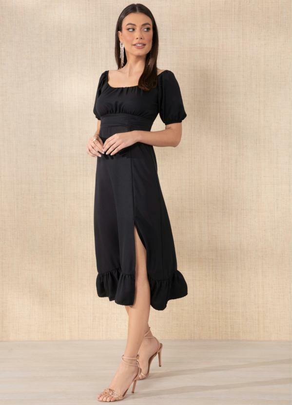 Vestido Preto Decote Quadrado e Fenda - Quintess
