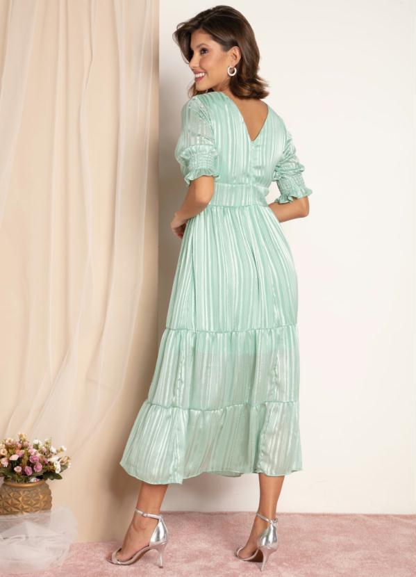 Quintess - Vestido Verde Metalizado e Babados em Camadas 2