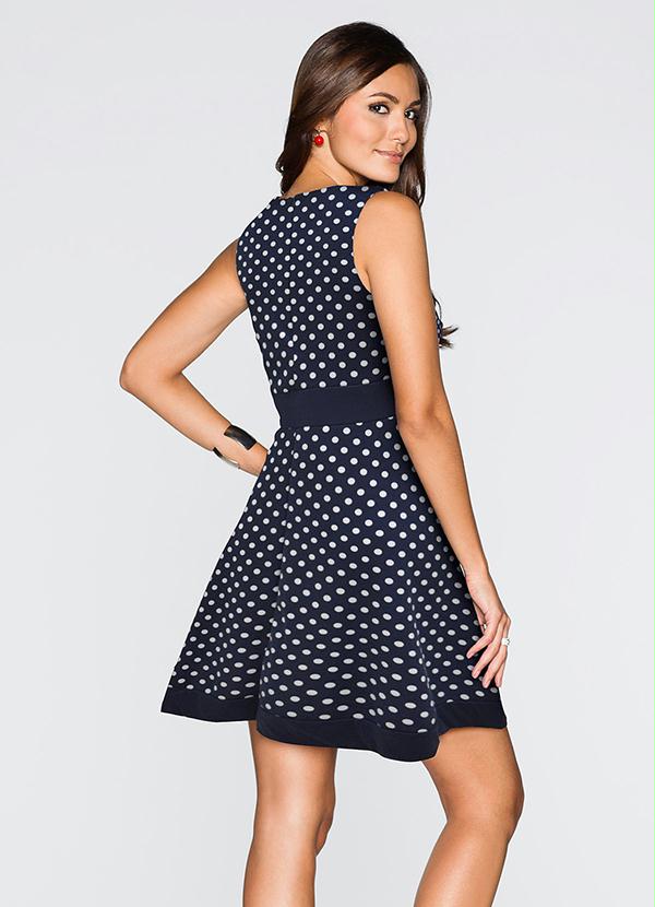 vestido de bolinha azul