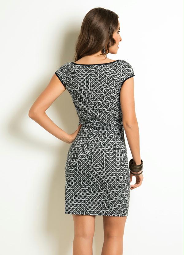 Outlet - Vestido Geométrico sem Mangas com Decote Canoa 2