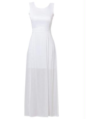 vestido branco longo com fenda lateral