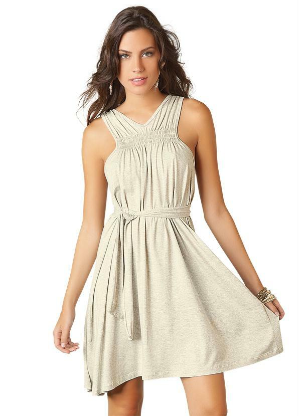 Quintess - Vestido com Drapeado Bege