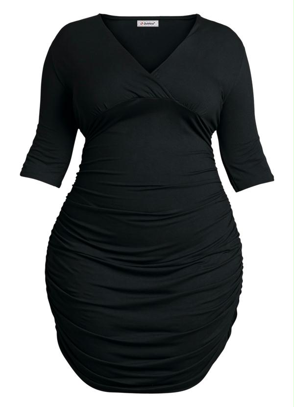 Quintess - Vestido com Franjas Plus Size Preto 6