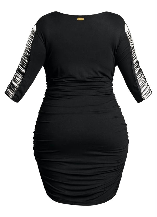 Quintess - Vestido com Franjas Plus Size Preto 7
