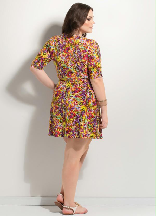 Quintess - Vestido Decote V Estampa Psicodélica Plus Size 4