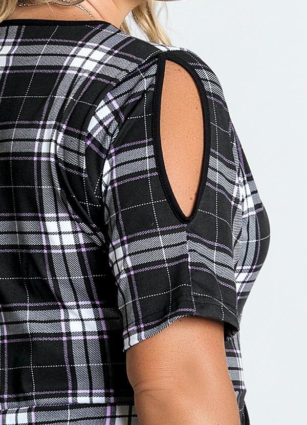 Marguerite - Vestido Detalhe Pregas Xadrez Plus Size 5