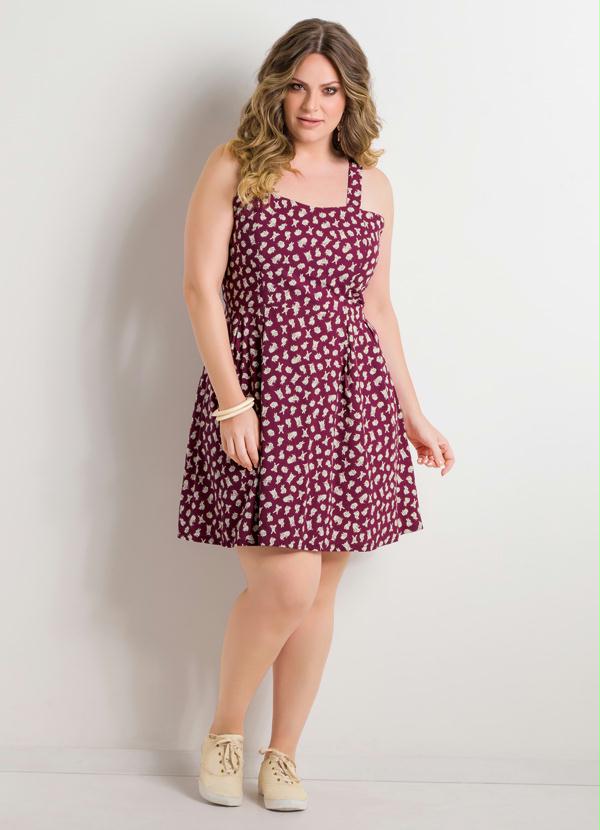 Quintess - Vestido Evasê Estampa de Coelhos Plus Size 3