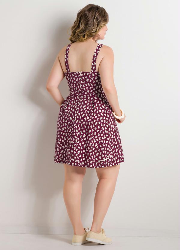 Quintess - Vestido Evasê Estampa de Coelhos Plus Size 4