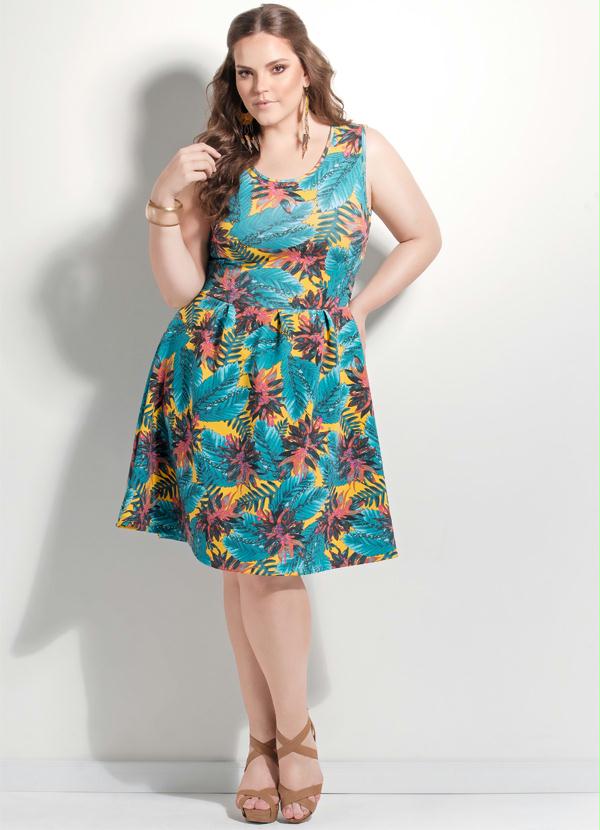 Quintess - Vestido Evasê Folhagens Plus Size 3