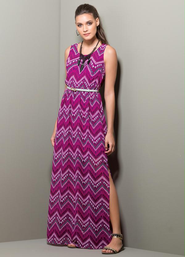 Quintess - Vestido Longo com Fenda Estampa Chevron