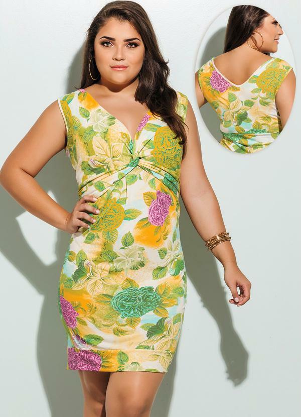 Quintess - Vestido Manga Curta Plus Size Floral