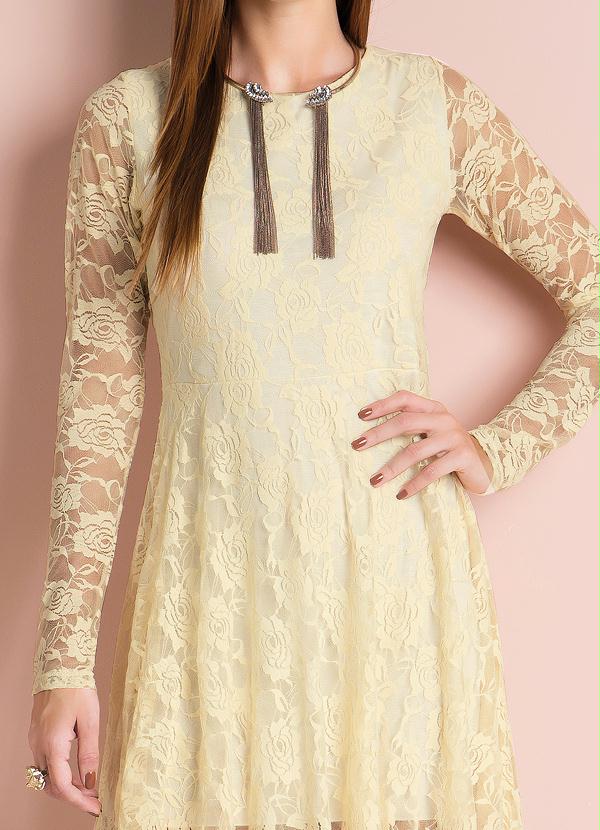 Quintess - Vestido Renda Evasê Pérola 3