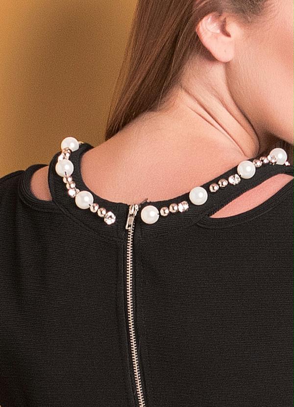 Ah - Vestido Tubinho Ah com Recortes no Decote Preto 5