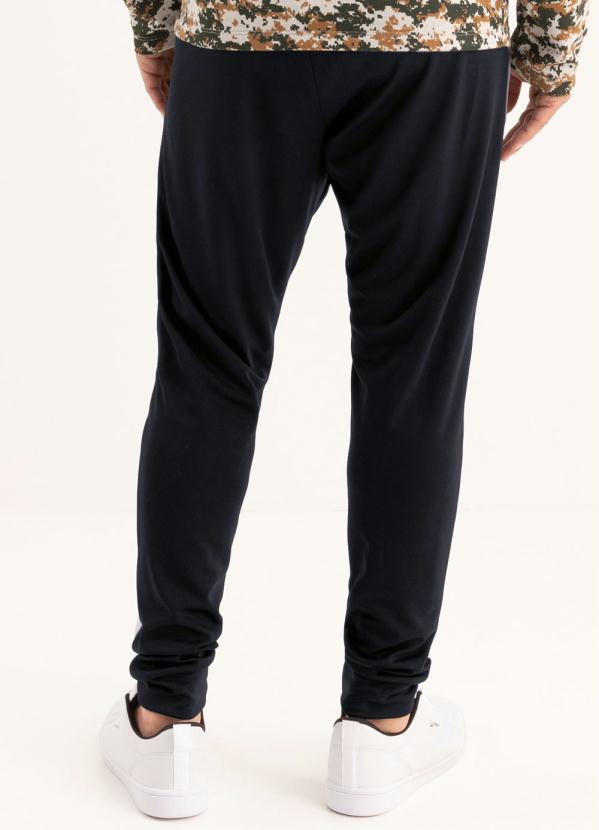 Moda Pop - Calça Preta Jogger com Bolsos 2