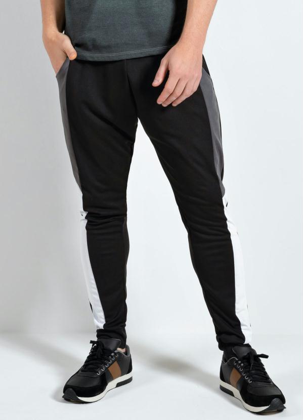 Moda Pop - Calça Preta Jogger com Bolsos 3