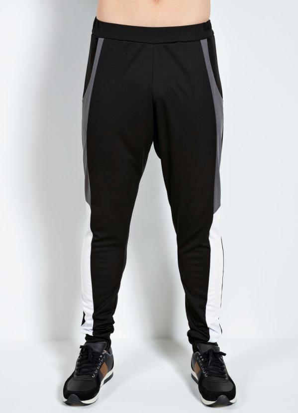 Moda Pop - Calça Preta Jogger com Bolsos 7