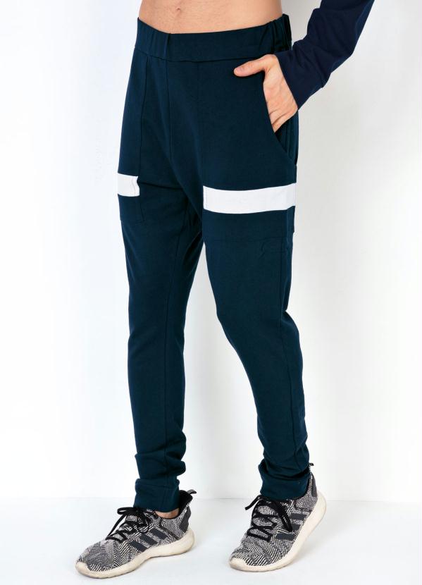 Outlet - Calça Marinho Moletinho com Bolsos Recortados 5