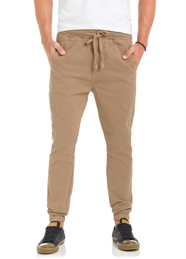 Hangar 33 - Calça Sarja Jogging com Elastano Marrom 1