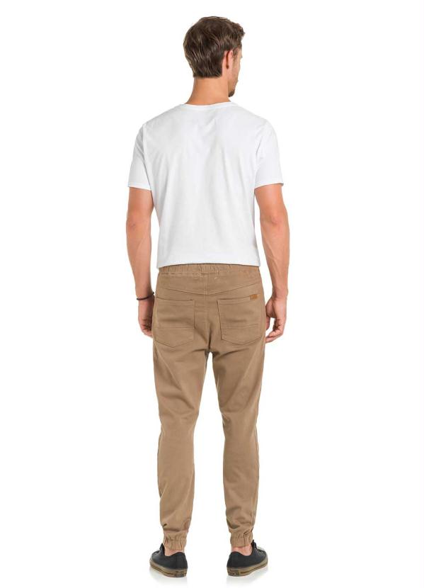 Hangar 33 - Calça Sarja Jogging com Elastano Marrom 4